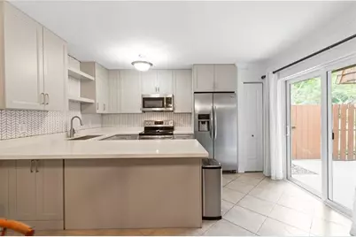 2061 SW 90th Ave, Unit #B-17, Davie, FL 33324 - Photo 17