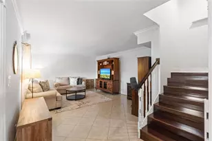 2061 SW 90th Ave, Davie, FL 33324 - Photo 5