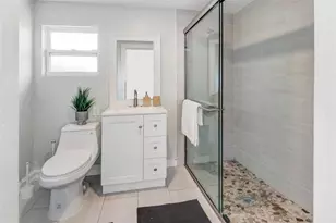 131 NE 55th St, Oakland Park, FL 33334 - Photo 11