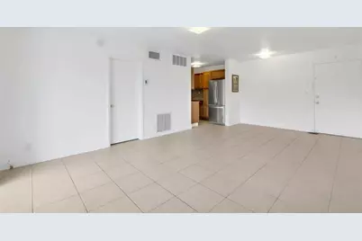 2970 NE 16th Ave, Unit #211, Oakland Park, FL 33334 - Photo 7