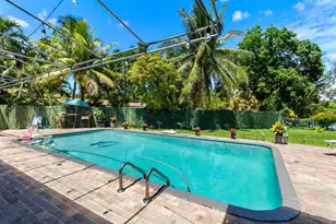 19885 NE 22nd Ave, Miami, FL 33180 - Photo 79