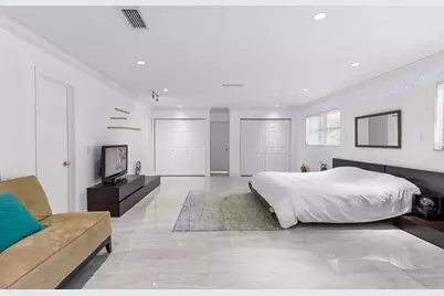 19885 NE 22nd Ave, Miami, FL 33180 - Photo 69