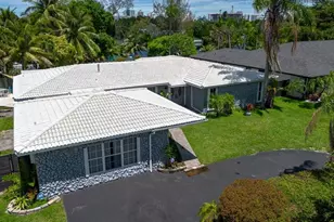 19885 NE 22nd Ave, Miami, FL 33180 - Photo 1