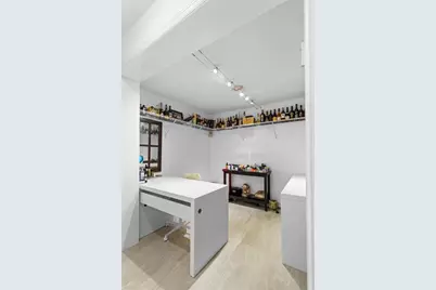 19885 NE 22nd Ave, Miami, FL 33180 - Photo 33