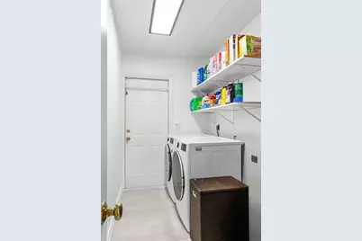 19885 NE 22nd Ave, Miami, FL 33180 - Photo 39