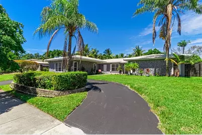 19885 NE 22nd Ave, Miami, FL 33180 - Photo 75