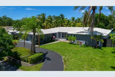 19885 NE 22nd Ave, Miami, FL 33180 - Photo 7