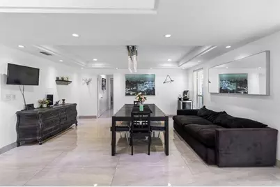 19885 NE 22nd Ave, Miami, FL 33180 - Photo 17