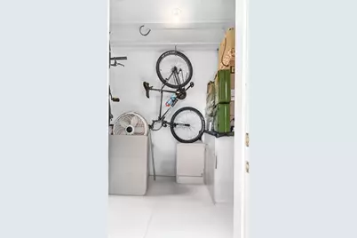 19885 NE 22nd Ave, Miami, FL 33180 - Photo 13