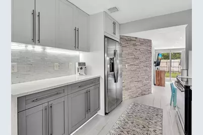 81 NW 47th Ct, Fort Lauderdale, FL 33309 - Photo 19