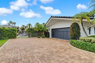 2593 SE 9th St, Pompano Beach, FL 33062 - Photo 15