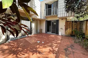 1700 Embassy Dr Unit, West Palm Beach, FL 33401 - Photo 13