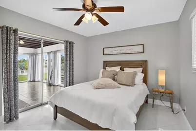 4305 NW 49th Dr, Tamarac, FL 33319 - Photo 15