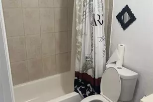 408 SW 68th Ave, Pembroke Pines, FL 33023 - Photo 5