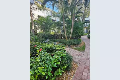 2309 NE 9th Ave, Unit #2309, Wilton Manors, FL 33305 - Photo 5