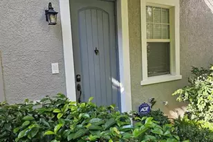 2309 NE 9th Ave, Wilton Manors, FL 33305 - Photo 3