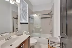 2309 NE 9th Ave, Wilton Manors, FL 33305 - Photo 15