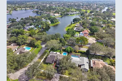 12100  Landing Way, Hollywood, FL 33026 - Photo 39