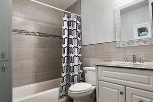 2271 NE 68th St, Fort Lauderdale, FL 33308 - Photo 5