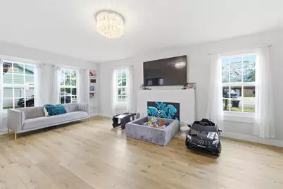 819  Lytle St, West Palm Beach, FL 33405 - Photo 5