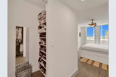 4200  Hillcrest Dr, Unit #717, Hollywood, FL 33021 - Photo 15