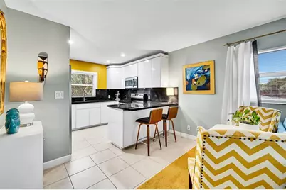 1581 NE 34th Ct, Unit #215, Oakland Park, FL 33334 - Photo 3