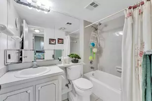 8950 Sunrise Lakes Blvd, Sunrise, FL 33322 - Photo 13