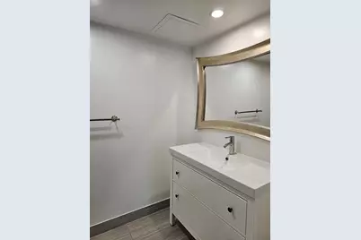 2731  Ocean Club Blvd, Unit #106, Hollywood, FL 33019 - Photo 13