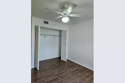 2731  Ocean Club Blvd, Unit #106, Hollywood, FL 33019 - Photo 9