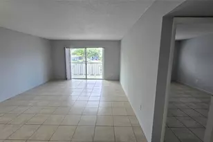 15221 NE 6th Ave, Miami, FL 33162 - Photo 5
