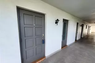 1201 Hillcrest Ct, Hollywood, FL 33021 - Photo 3