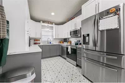 8610 NW 46th St, Lauderhill, FL 33351 - Photo 7