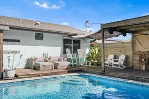 8610 NW 46th St, Lauderhill, FL 33351 - Photo 49