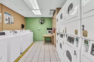 2555 NE 11th St, Fort Lauderdale, FL 33304 - Photo 27