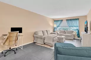 2555 NE 11th St, Fort Lauderdale, FL 33304 - Photo 17