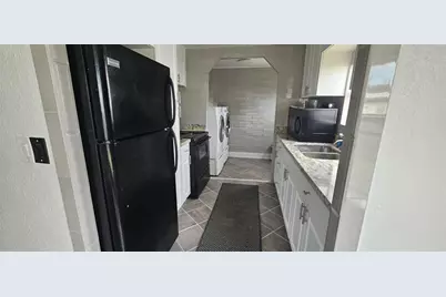 21511 NW 3rd St, Pembroke Pines, FL 33029 - Photo 3