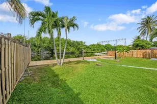 4697 SW 35th Ave, Fort Lauderdale, FL 33312 - Photo 7