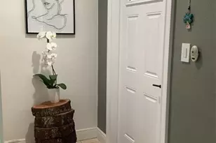 8260 NW 11th Ct, Pembroke Pines, FL 33024 - Photo 3