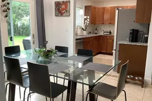 8260 NW 11th Ct, Pembroke Pines, FL 33024 - Photo 7