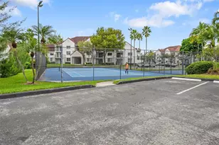 2711 Ocean Club Blvd, Hollywood, FL 33019 - Photo 29