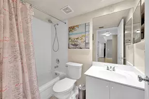 2711 Ocean Club Blvd, Hollywood, FL 33019 - Photo 13