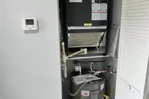 [Address not provided], Lauderdale Lakes, FL 33319 - Photo 21