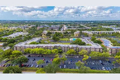 [Address not provided], Lauderdale Lakes, FL 33319 - Photo 3