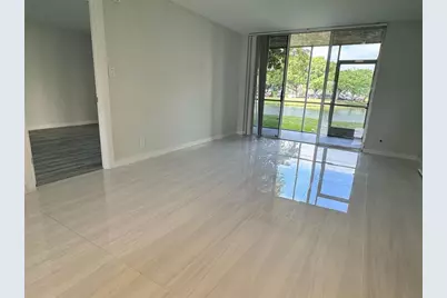 [Address not provided], Lauderdale Lakes, FL 33319 - Photo 9