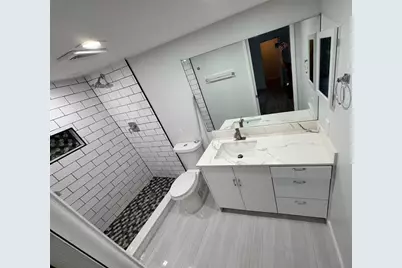 [Address not provided], Lauderdale Lakes, FL 33319 - Photo 15