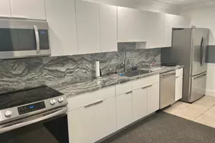 140 NE 19th Ct, Wilton Manors, FL 33305 - Photo 25