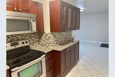 140 NE 19th Ct, Unit #101E, Wilton Manors, FL 33305 - Photo 3