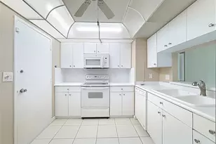 1147 Hillsboro Mile, Hillsboro Beach, FL 33062 - Photo 7