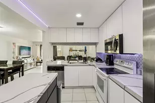 5843 Woodlands Blvd, Tamarac, FL 33319 - Photo 9