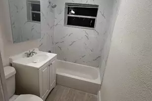 604 NW 10th St, Hallandale Beach, FL 33009 - Photo 13